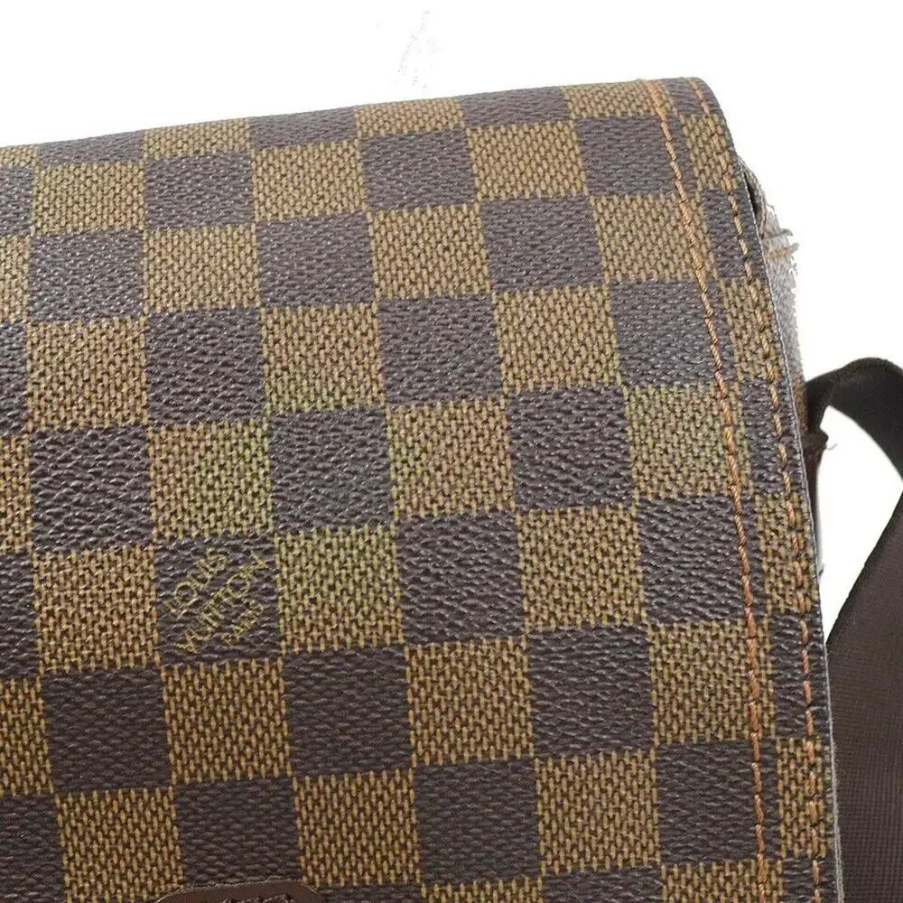 Louis Vuitton Melville Messenger Bag Damier Ebene - date code# VI0066